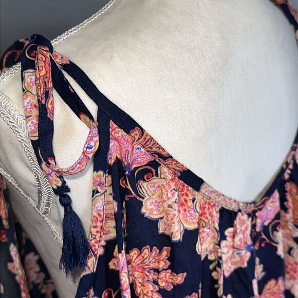 Old Navy Floral Maxi Dress! - Picture 8 of 12
